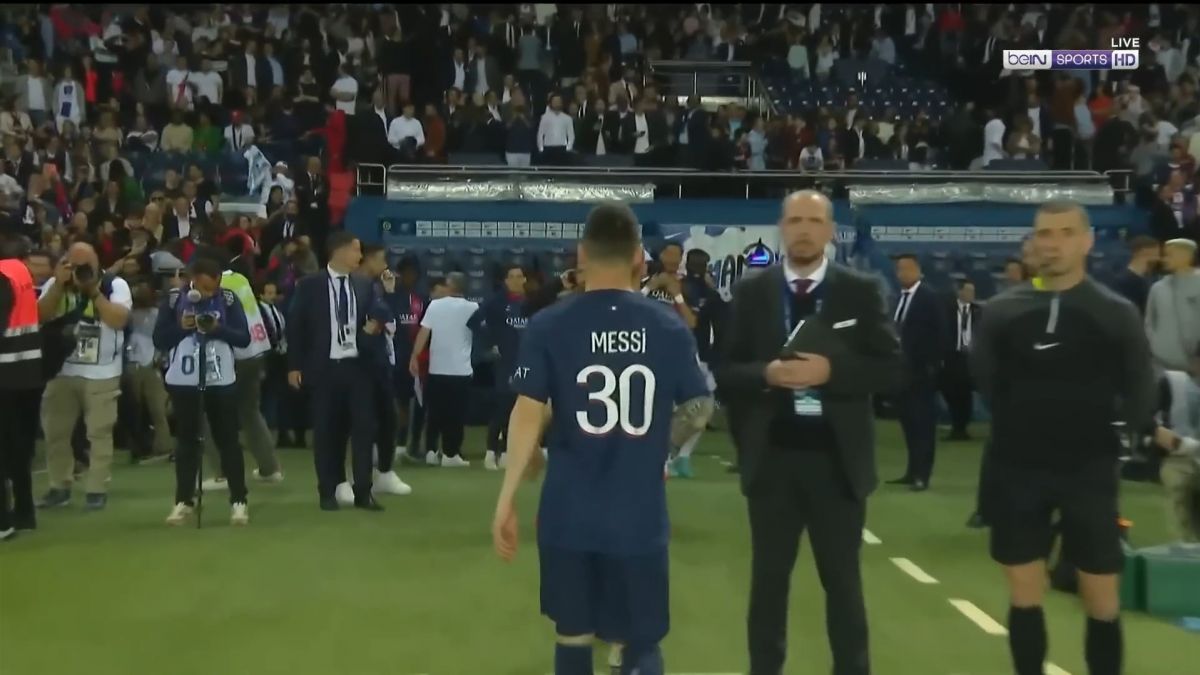 آخرین قدم های لیونل مسی در ورزشگاه پاری سن ژرمن