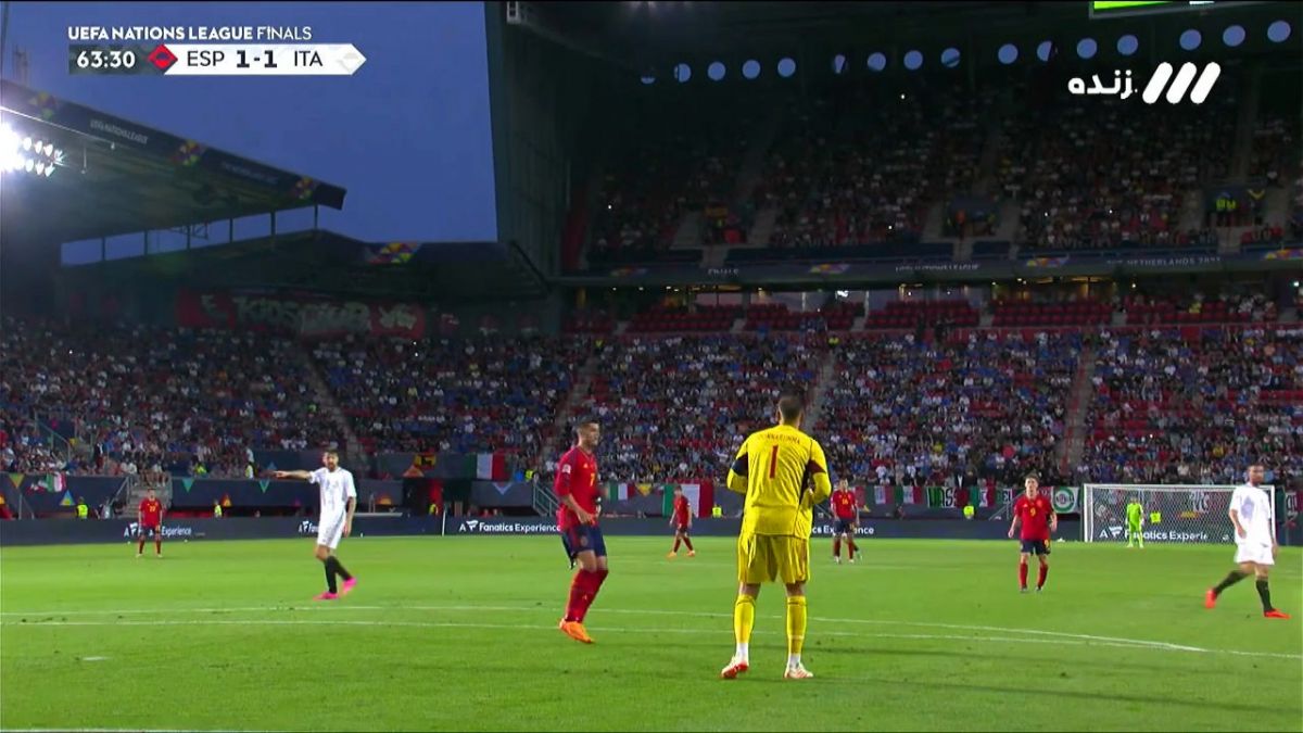 شوخی پیمان یوسفی با اسم "د خولش وسته" ورزشگاه خانگی باشگاه فوتبال توئنته