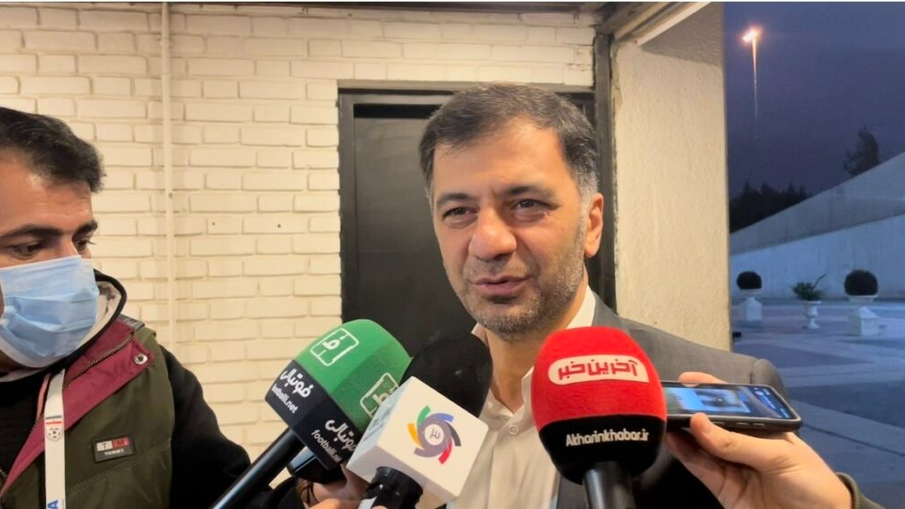 ورزشگاه/ دلیل کنفرانس مطبوعاتی عجیب کاندیدای سرمربیگری استقلال از زبان حجت کریمی