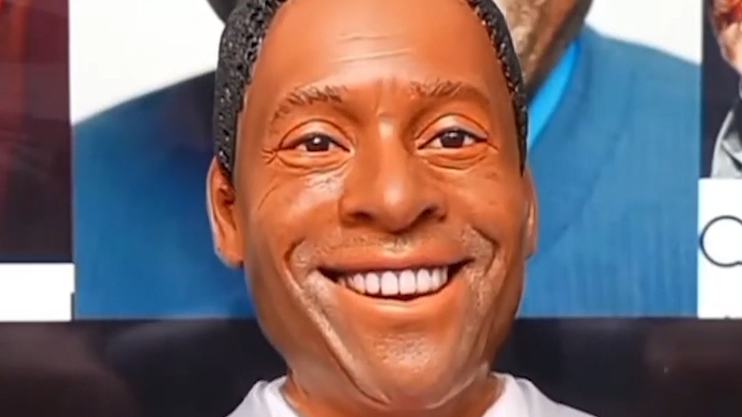 ساختن اکشن فیگوره ستاره برزیلی جهان زنده یاد ادسون آرانتس دو ناسیمنتو (پله)