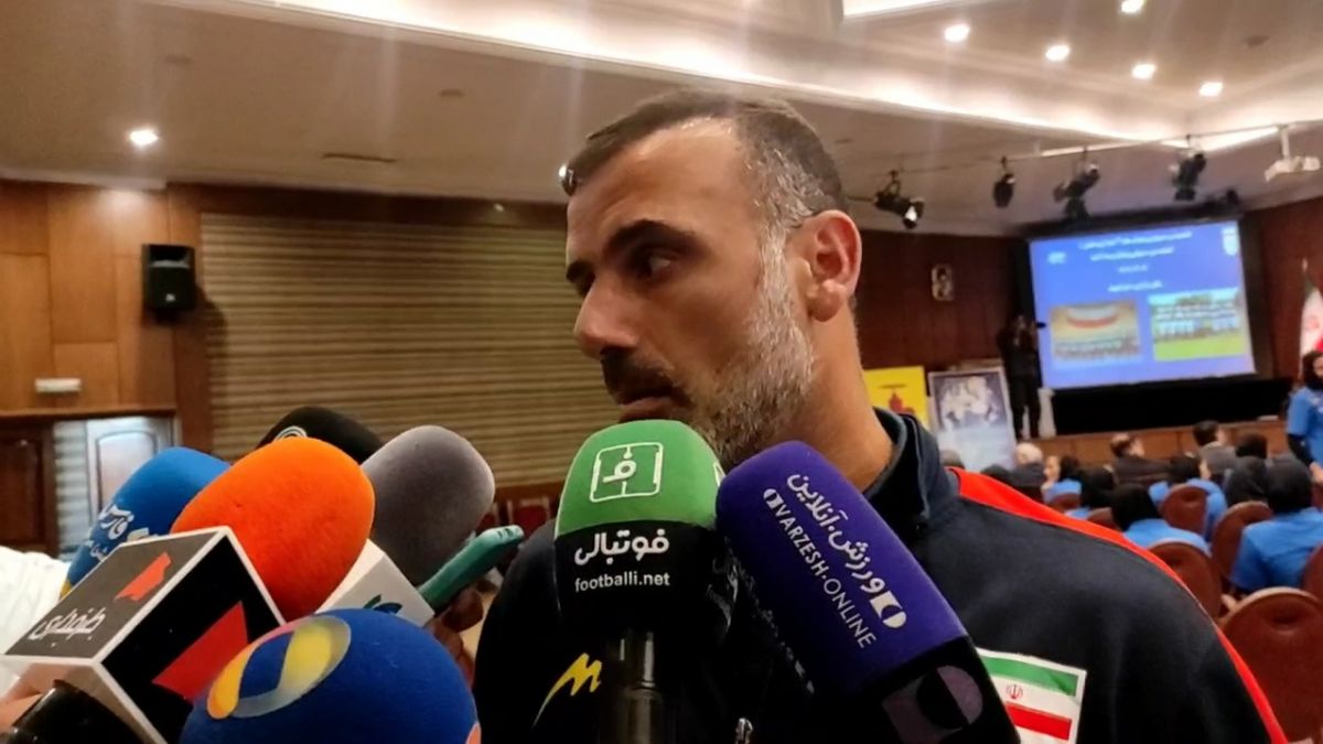 اختصاصی/ سید جلال حسینی: یک سال ديگر با پرسپولیس قرارداد دارم، امسال کار برای تیم های ایرانی در آسیا سخت است، فکر نمی کنم قانون سقف بودجه کاربرد خاصی داشته باشد