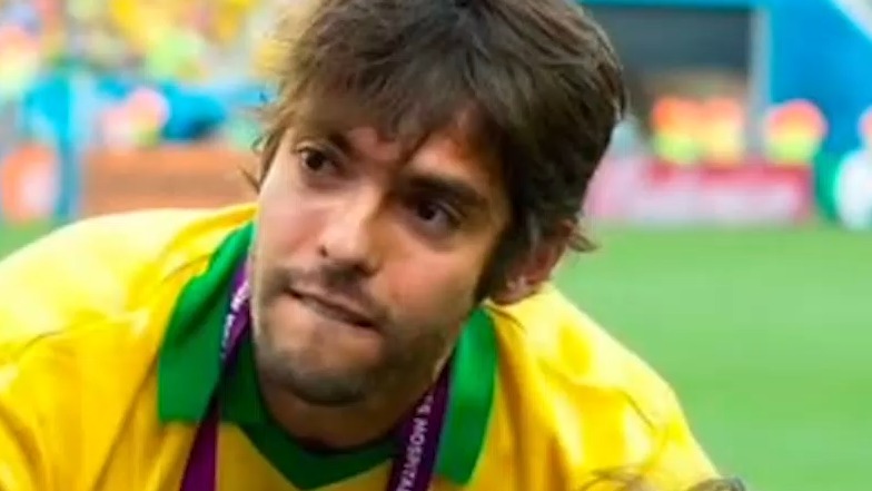 از سال 2002 تا 2022 با ریکاردو کاکا ستاره سابق برزیل