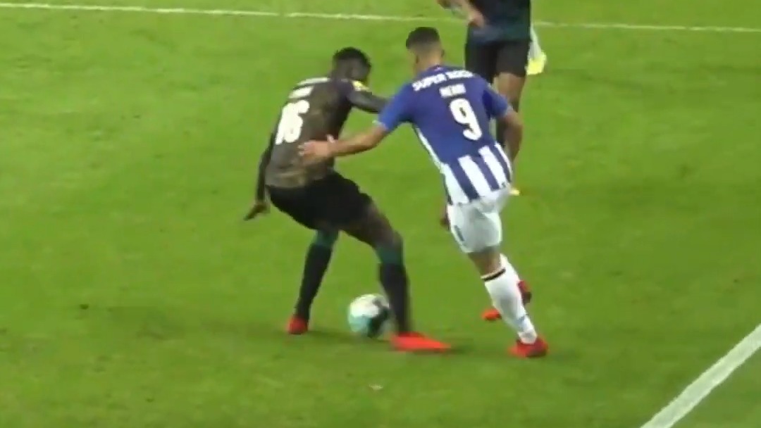 دریبل زیبای مهدی طارمی در تیم پورتو