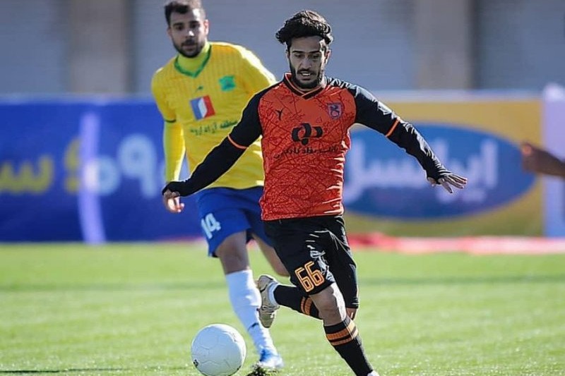 سید مهدی حسینی به تراکتور پیوست