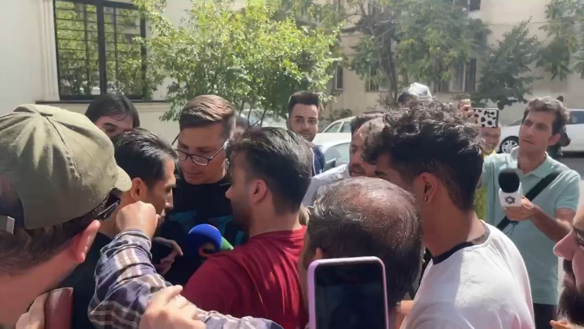 اختصاصی/ وحید امیری: قرار است با بیرانوند صحبت کنم و به ساختمان باشگاه برگردیم