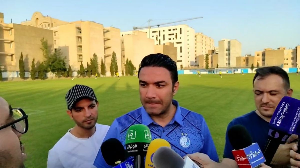 اختصاصی/ نکونام: با سهرابیان و مهرداد محمدی خودم مستقیما صحبت کردم، با شارلوا هم برای حسین زاده صحبت کردم و دوس دارد بیاید اما پول نداریم