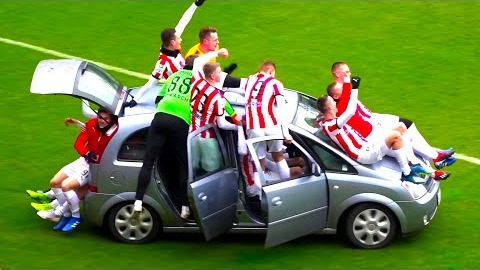 شادی گل هایی از خود گل هم زیبا تر هستند!