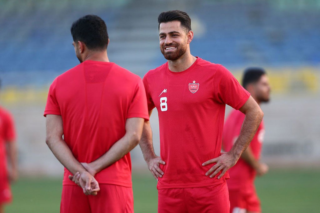 پرسپولیسیها نگران ارتباط 6 و 8!