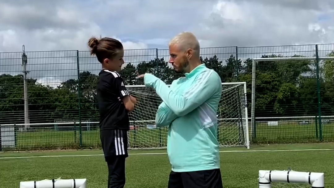 چالش جالب و دیدنی در دنیای گل کوچیک در فوتبال