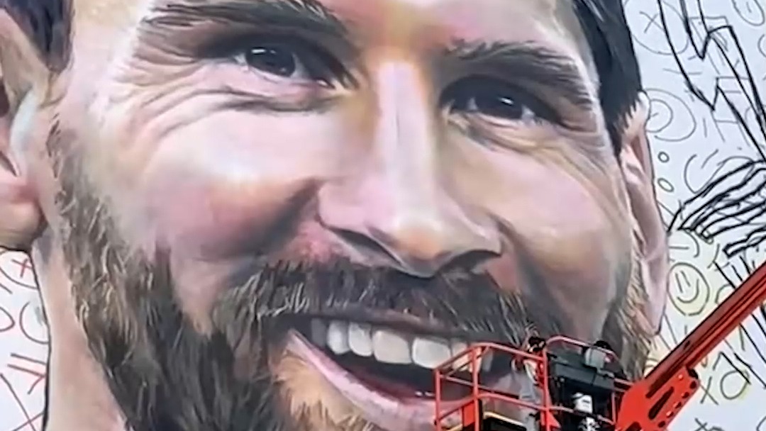 خوش آمدگویی به سبک دیوید بکهام برای ستاره آرژانتینی لیونل مسی