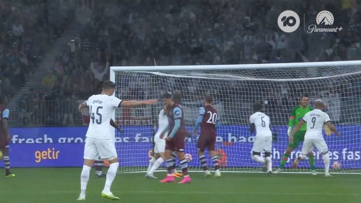 گل دوم تاتنهام به وستهام (دستینی اودوگی)