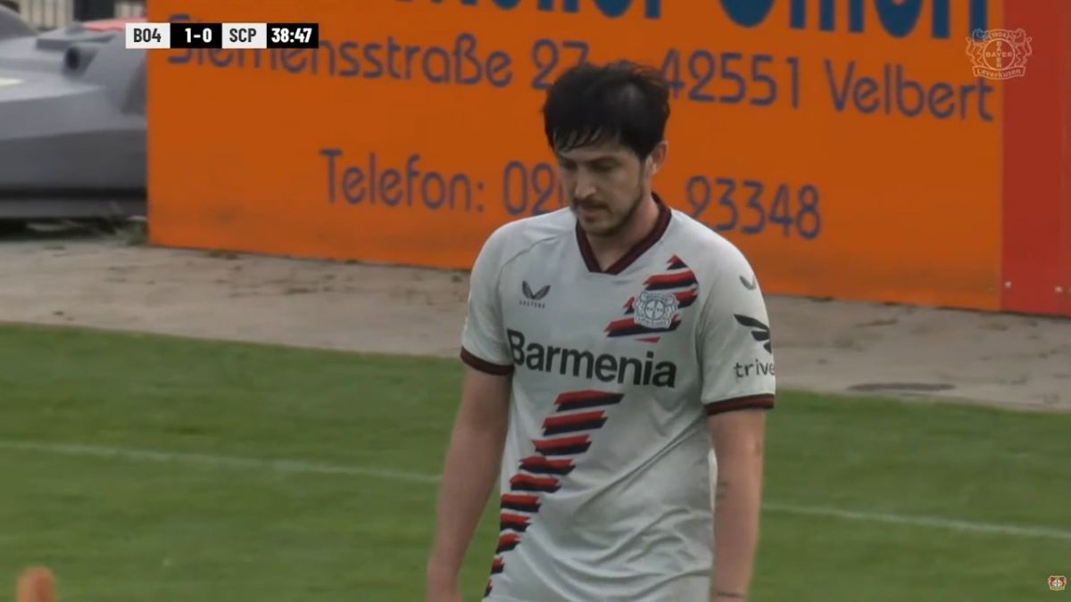 گل اول بایرلورکوزن به پادربورن (سردار آزمون)