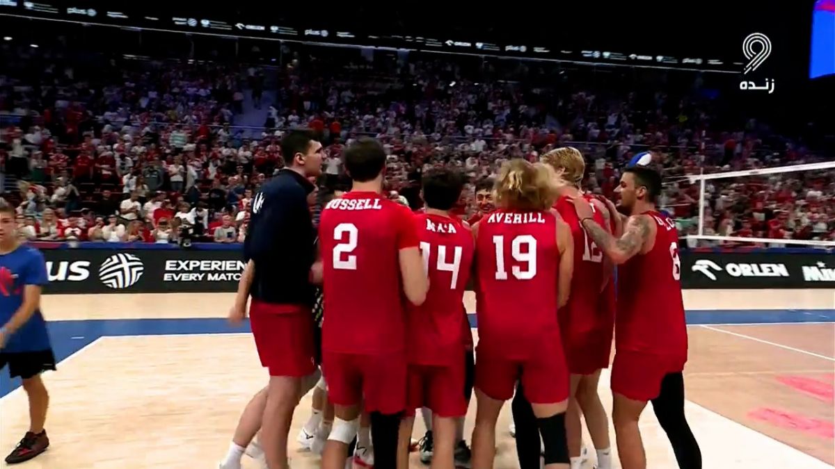 لحظه صعود تیم ملی آمریکا به فینال لیگ ملت های والیبال با برد ایتالیا