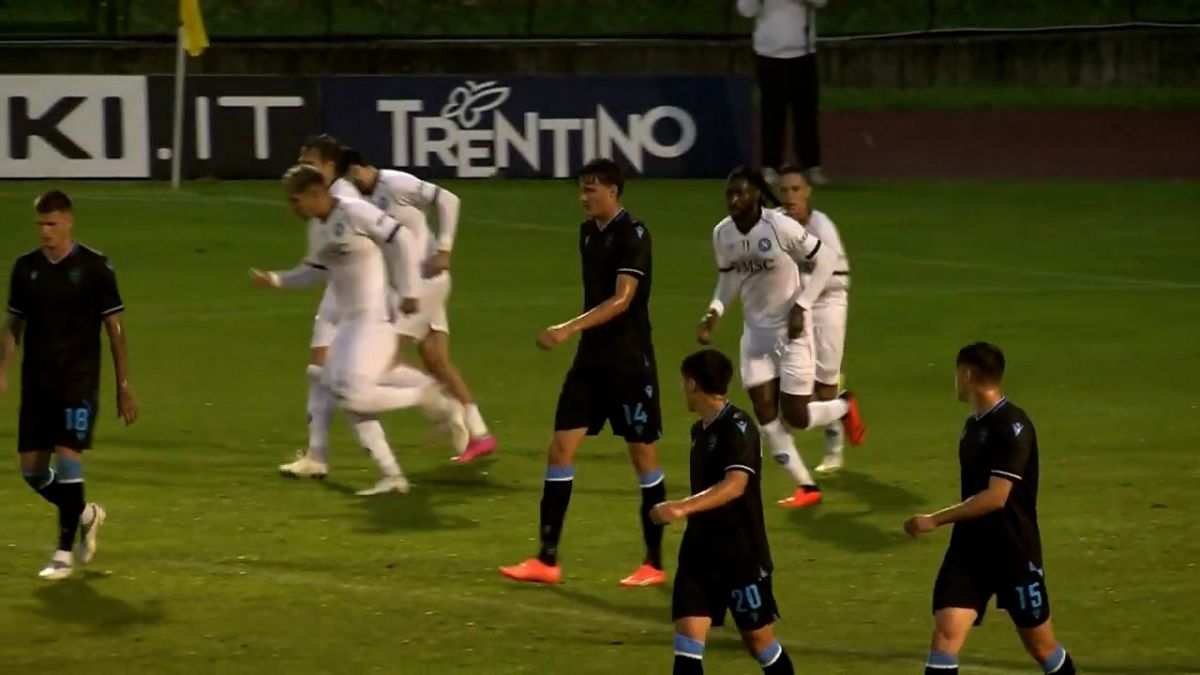 گل اول ناپولی به اسپال (آندره آنگیسا)