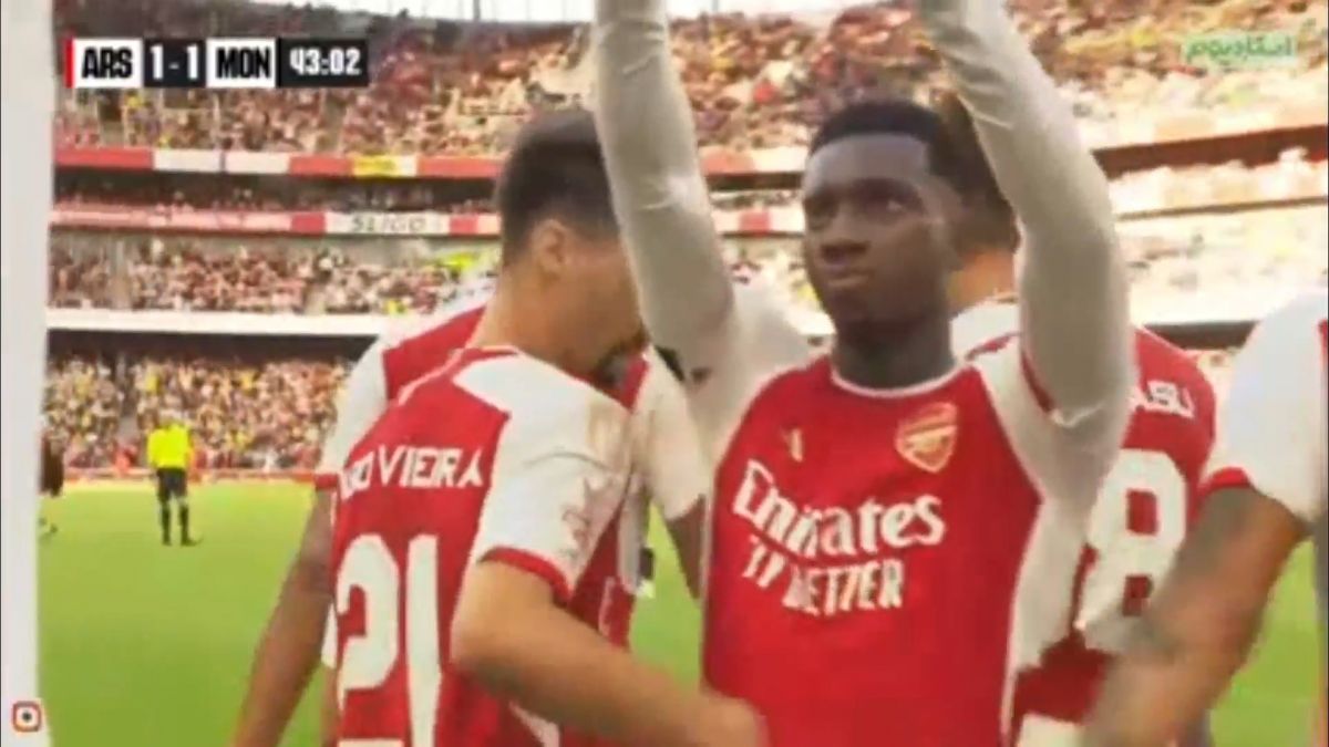 گل اول آرسنال به موناکو (انکتیا)