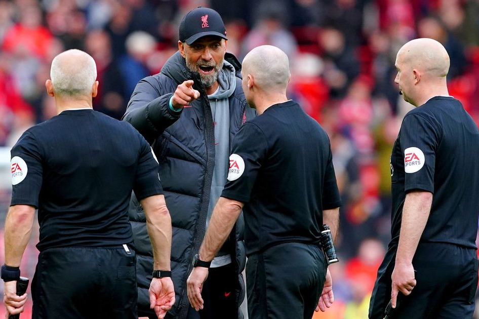 گزارش ویژه/ تغییرات جالب داوری در فصل آینده لیگ جزیره در مبارزه با اتلاف وقت تیمها