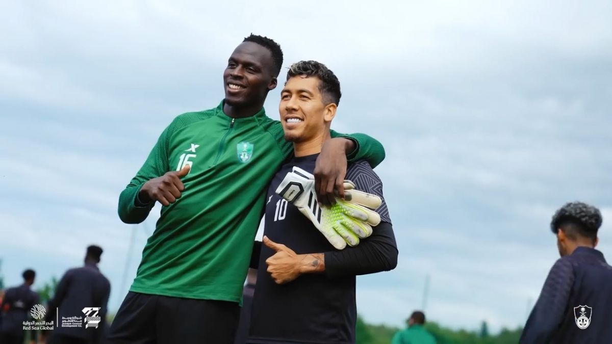 تمرینات الاهلی عربستان با حضور ستاره های این تیم