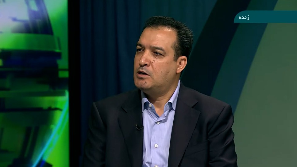 مجله فوتبال/ اسفندیارپور: مبلغ قرارداد سرمربی خارجی ما برای هر فصل حدود پانصد هزار یورو است