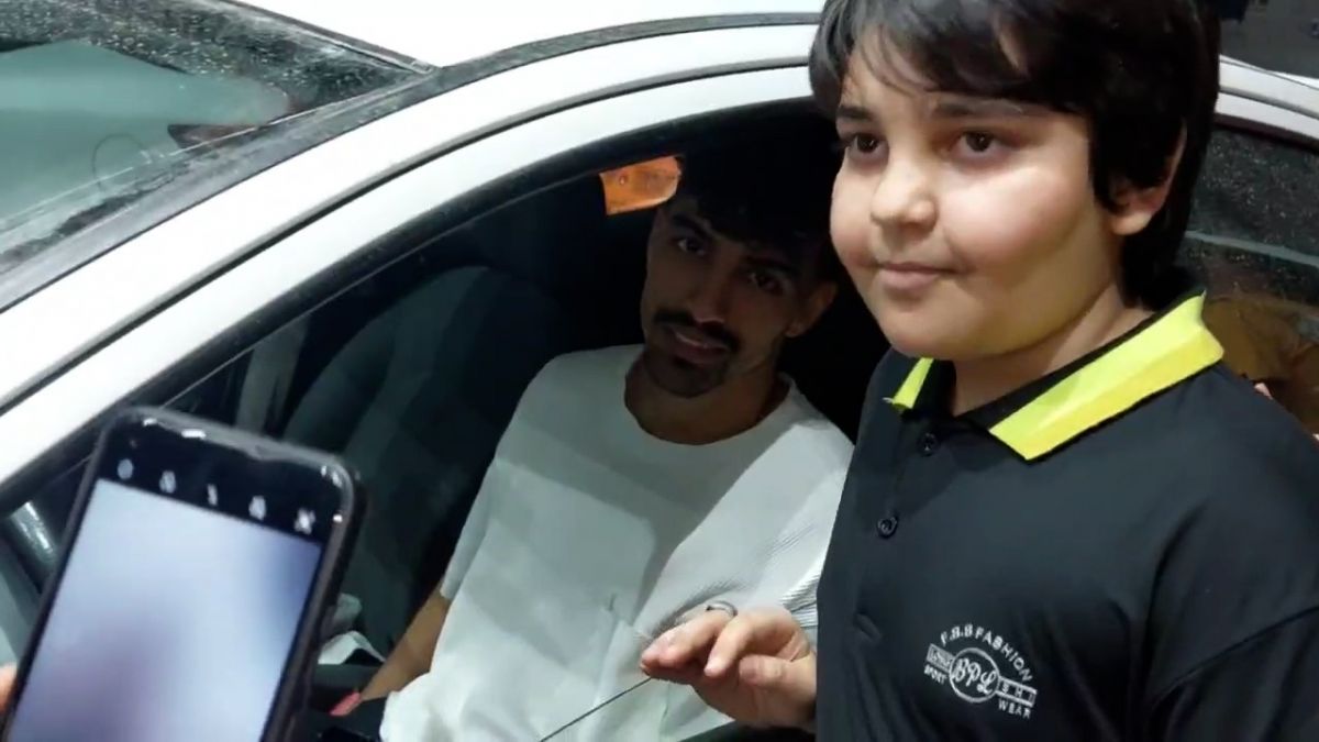 اختصاصی/ سلفی هواداران استقلال با سبحان خاقانی