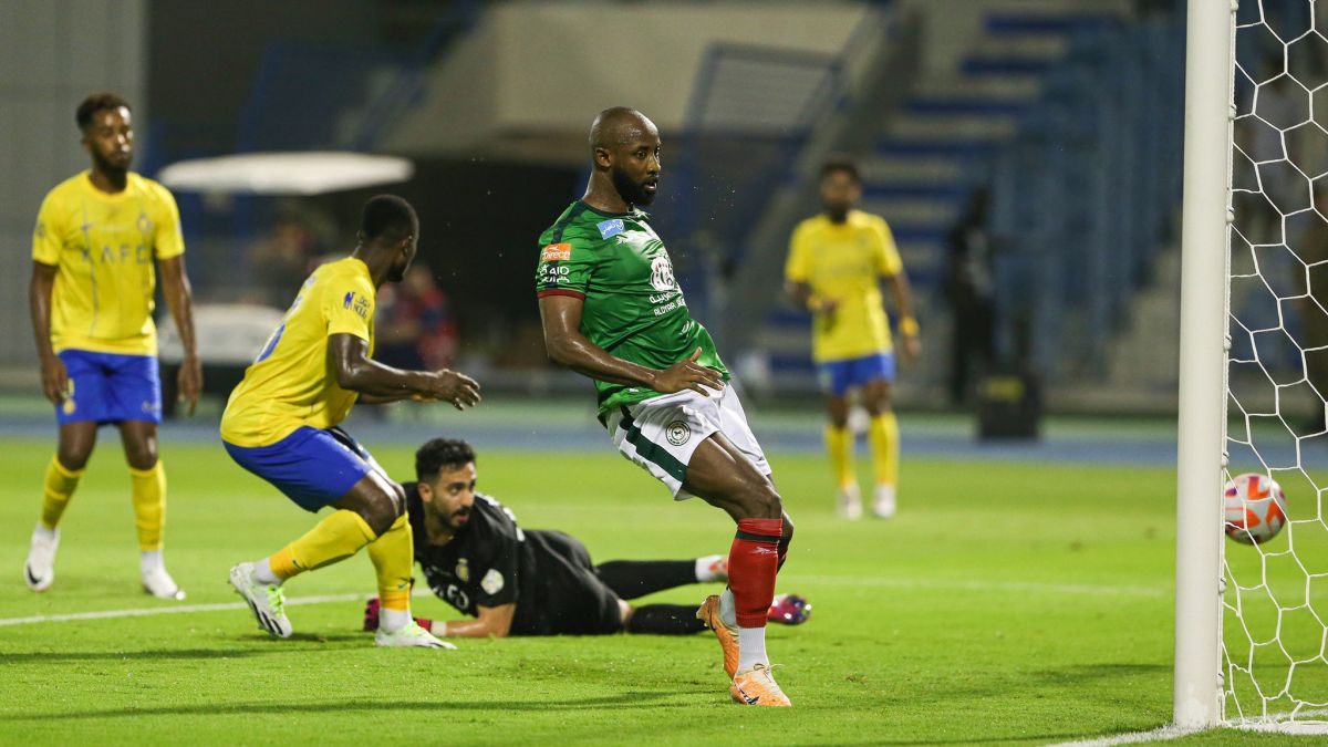 خلاصه بازی الاتفاق عربستان 2-1 النصر عربستان (گلزنی مانه و موسی دمبله)