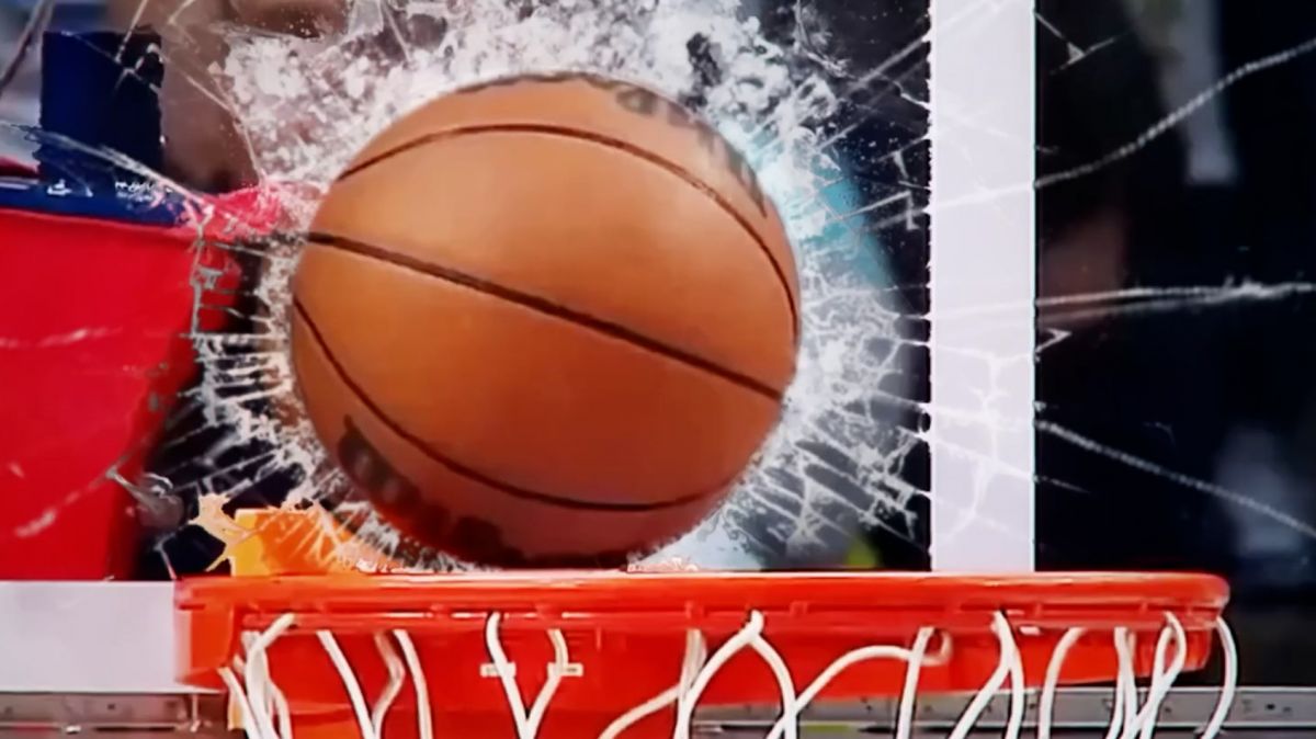 صحنه های جالب و تماشایی در دنیای بسکتبال (nba)