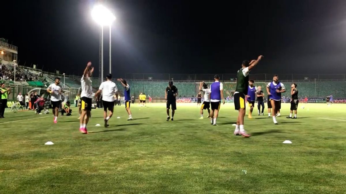 اختصاصی/ گرم کردن بازیکنان سپاهان و ذوب آهن