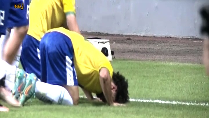 گل مردود صنعت نفت آبادان به فولاد و درگیری بازیکنان