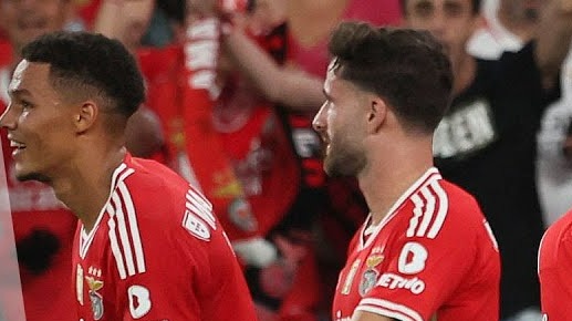 خلاصه بازی بنفیکا 2-0 استریا