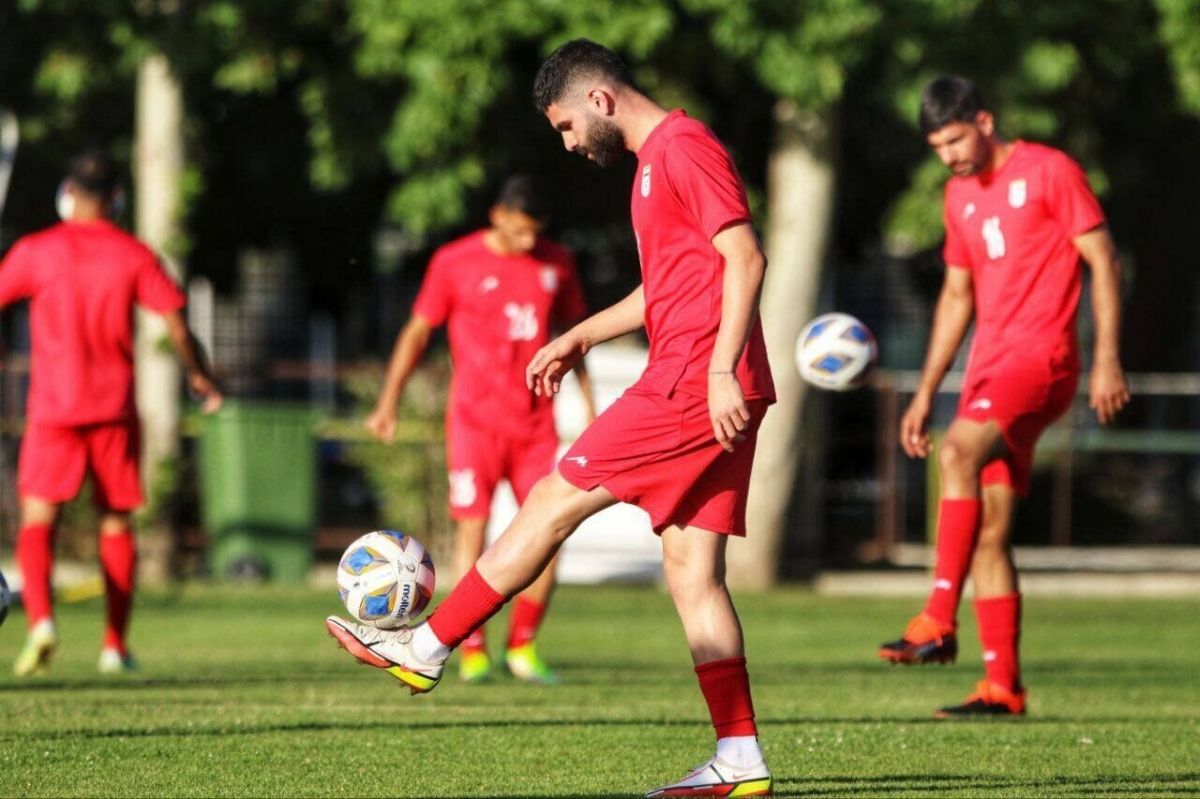 پرسپولیسیها به دنبال رونمایی از خرید جدید در بازی با ذوب آهن