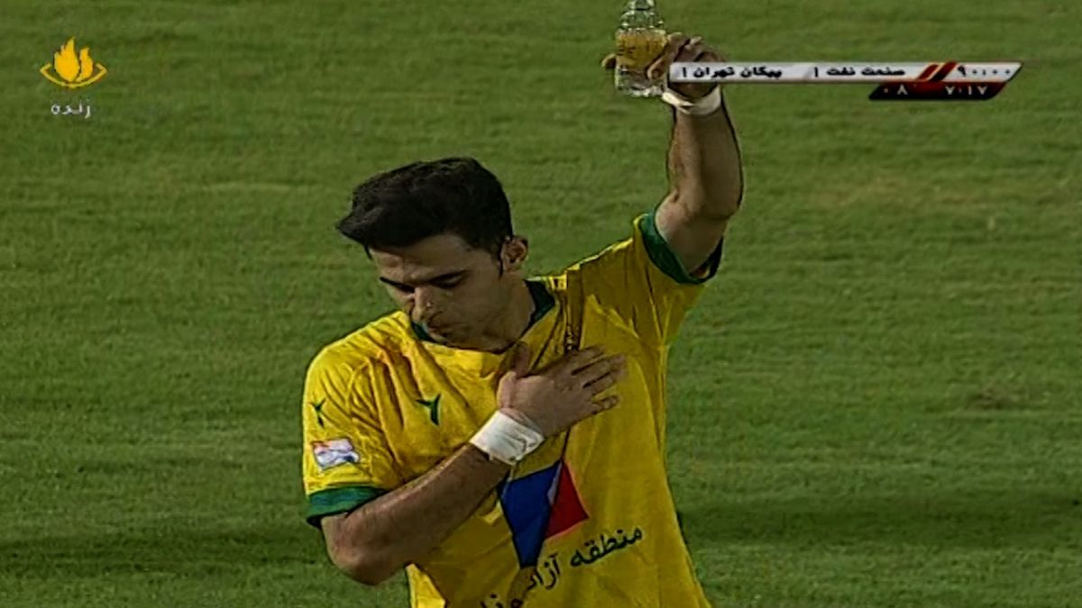 گل اول صنعت نفت به پیکان (علی یوسف هاشم در دقیقه 96)