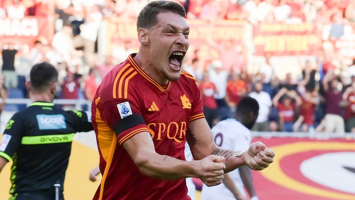 بازیکنانی که در اولین بازی فصل برای رم دبل کردند