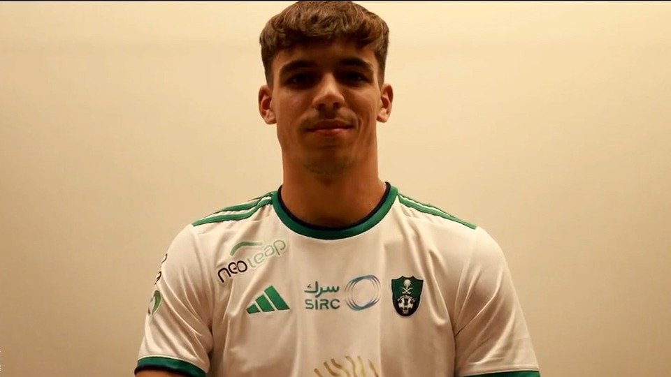 انتقال شرم آور رسمی شد/ گابریل وِیگا پدیده 21 ساله اسپانیایی رسما به الاهلی عربستان پیوست