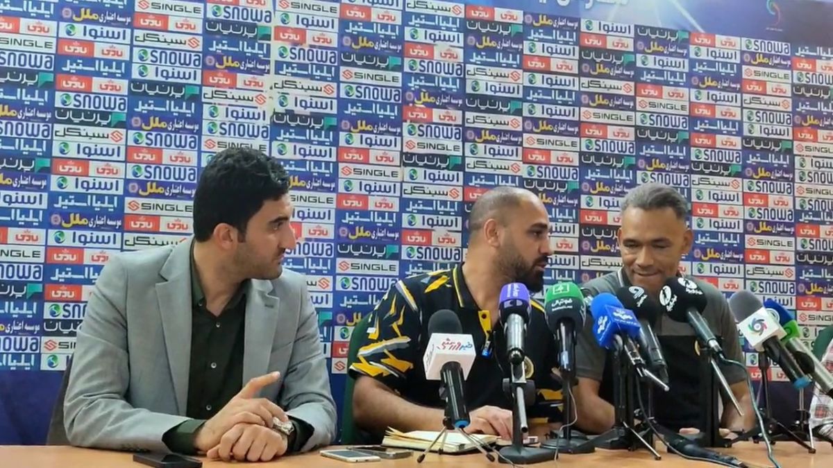 اختصاصی/ کنفرانس خبری مورایس و خطیبی پس از برتری سپاهان مقابل پیکان