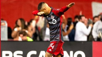 گل اول تورنتو به فیلادلفیا (اینسینیه)