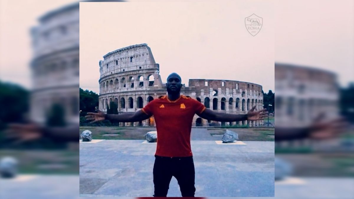 لوکاکو همبازی سردار آزمون شد؛  روملو لوکاکو با قراردادی قرضی به آاس رم پیوست