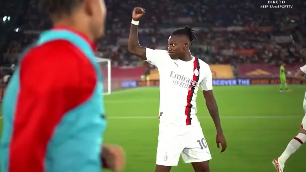 گل دوم میلان به رم (ضربه عجیب و زیبای رافائل لیائو)