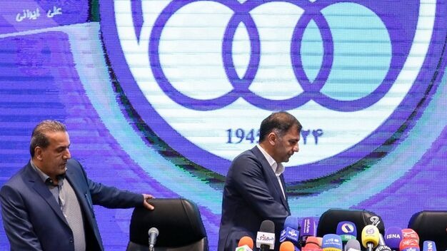 مذاکره با بیرانوند، پاشنه آشیل همیشگی حجت کریمی؛ سقف قرارداد هم اجازه نمی داد!