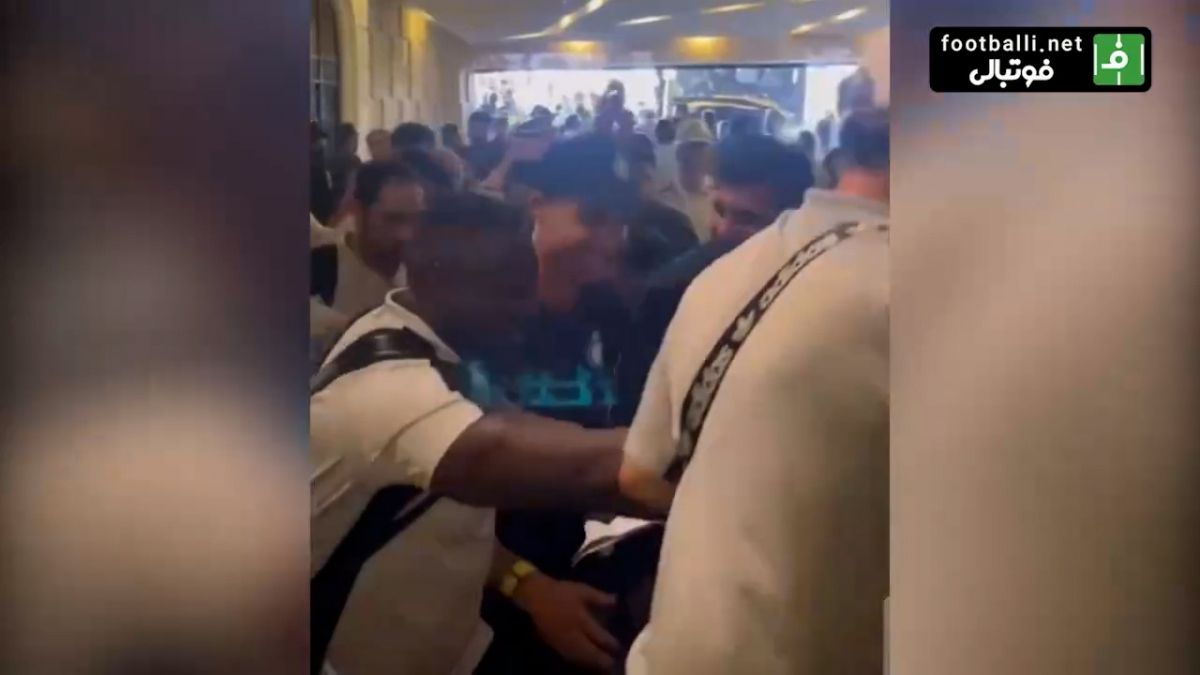 خنده‌ی کریس رونالدو پس از زمین خوردن یک خبرنگار؛ اوج بی‌برنامگی در استقبال از بازیکنان النصر