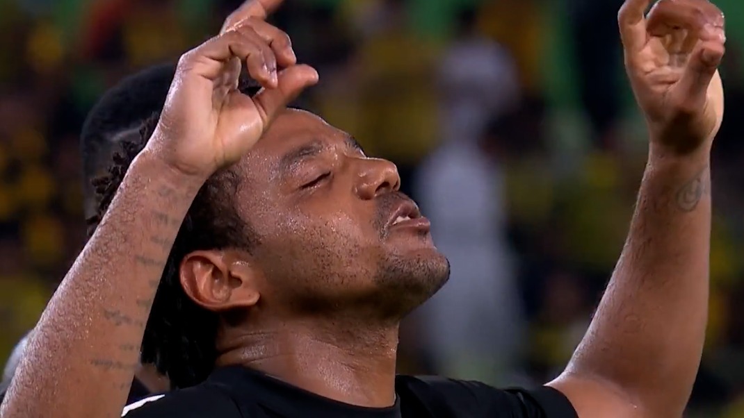 گل سوم الاتحاد عربستان به آلمالیق ازبکستان (دبل رومارینو)