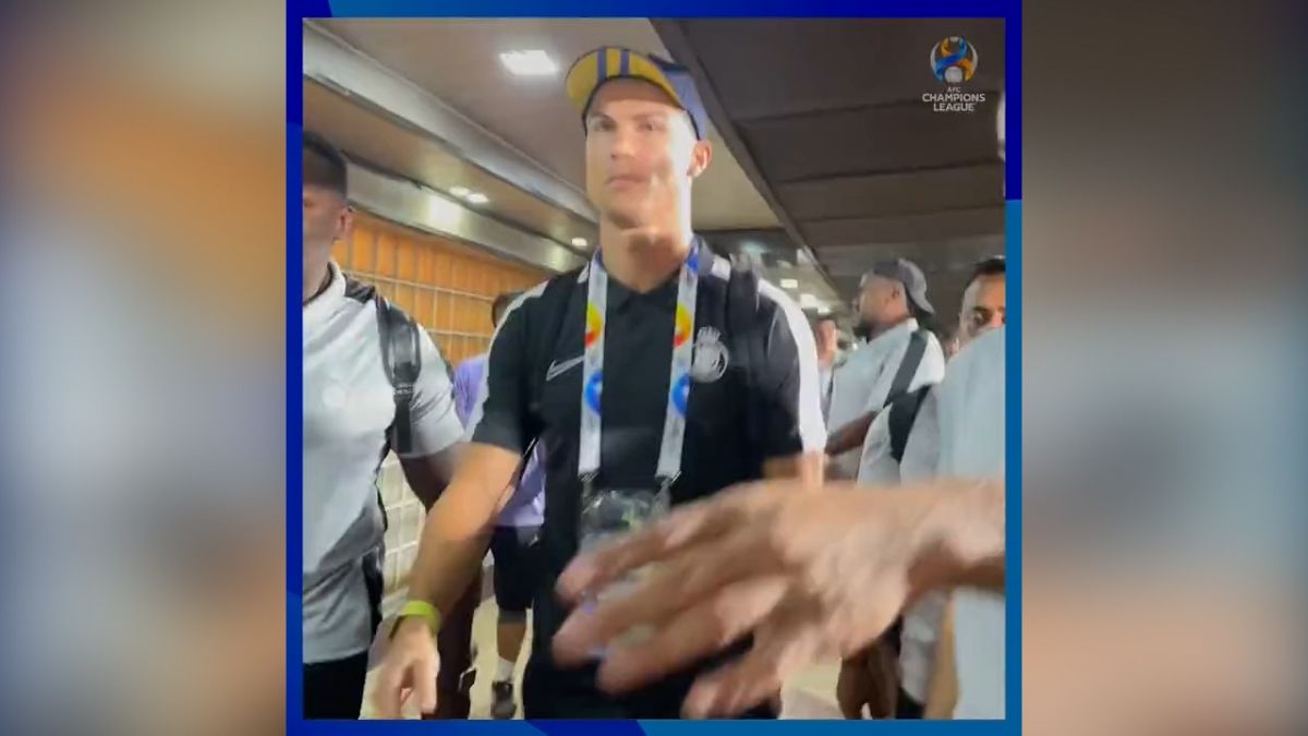 کریستیانو رونالدو در آزادی سوژه صفحه رسمی کنفدراسیون آسیا