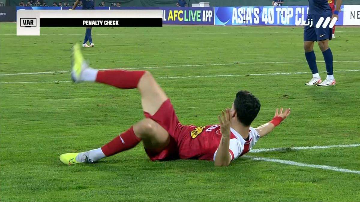 VAR پنالتی برای پرسپولیس مقابل النصر را رد کرد