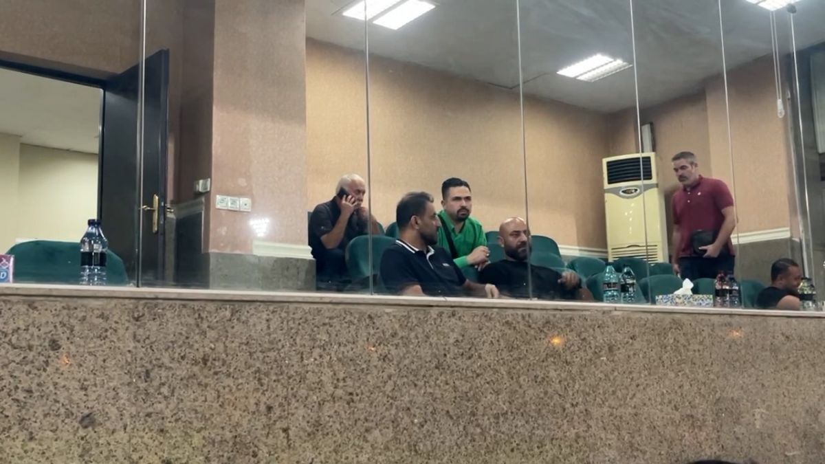 اختصاصی/ هادی شکوری دیگر تماشاگر سرشناس بازی هوادار و تراکتور