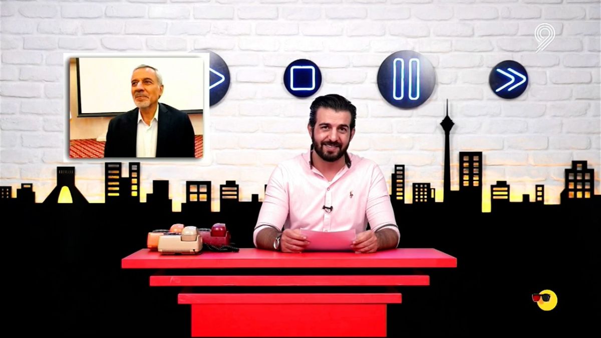 طنز ویدیوچک/ اقدام عجیب حبیب الله شیرازی پس از خروج از هیات فوتبال تهران؛ خارج کردن چهار پلی استیشن،یک تلویزیونی و یک دستگاه ورزشی و سه پرینتر!