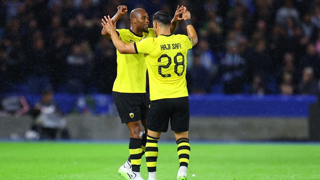 خلاصه بازی برایتون 2-3 آ.ا.ک آتن