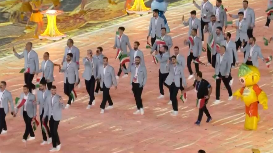 رژه کاروان ایران در مراسم افتتاحیه بازیهای آسیایی هانگژو