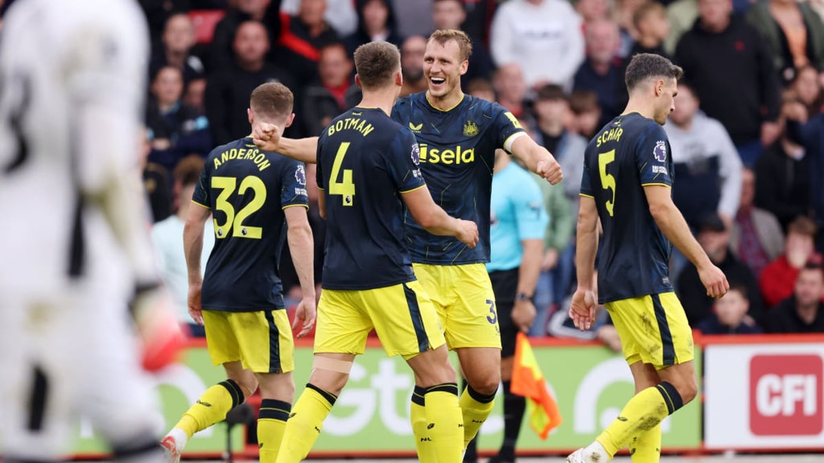 خلاصه بازی شفیلد یونایتد 0-8 نیوکاسل