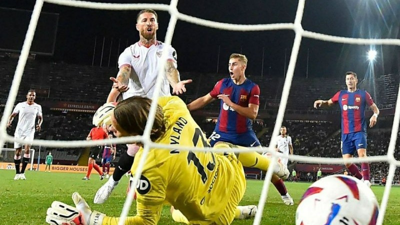 بازی کامل بارسلونا 1-0 سویا (هفته هشتم لالیگا 2023-2024)