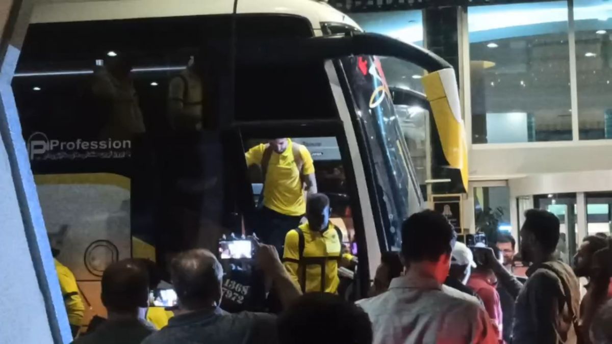 اختصاصی/ ورود کاروان الاتحاد به محل اقامتش در اصفهان