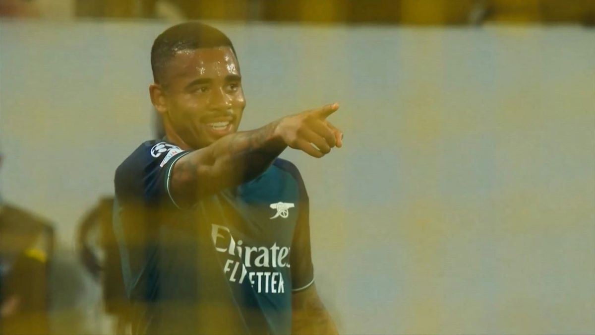 گل اول آرسنال به لانس (گابریل ژسوس)