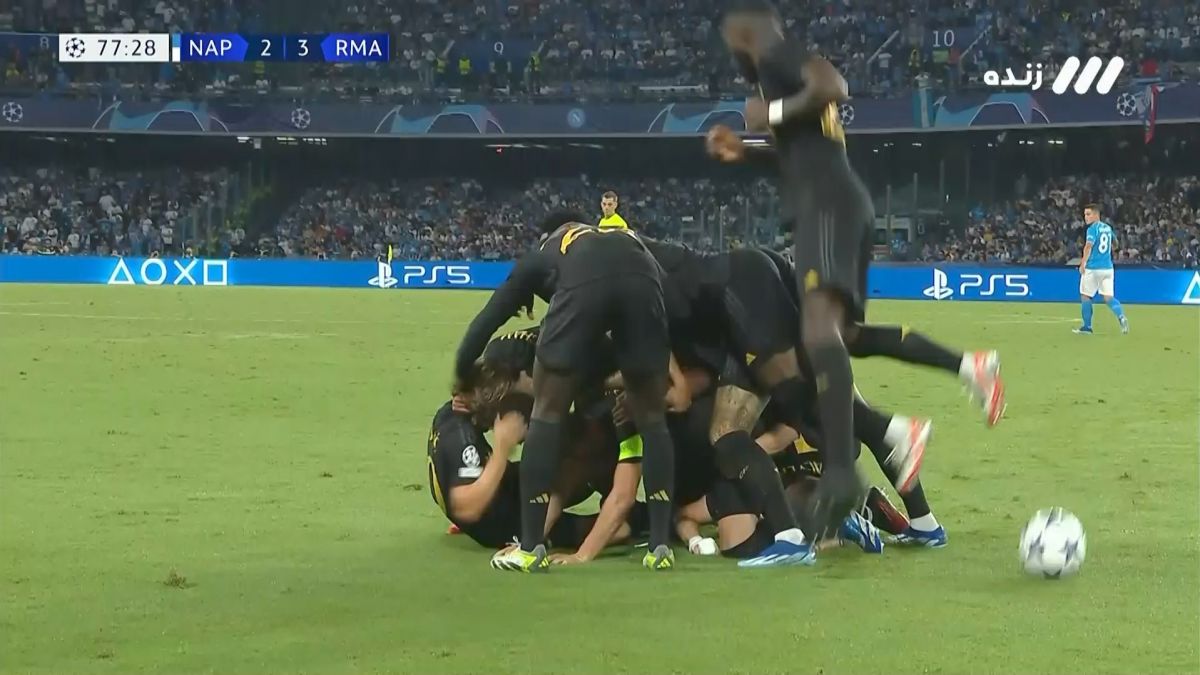 گل سوم رئال مادرید به ناپولی (شوت وحشتناک والورده و گل به خودی مرت)